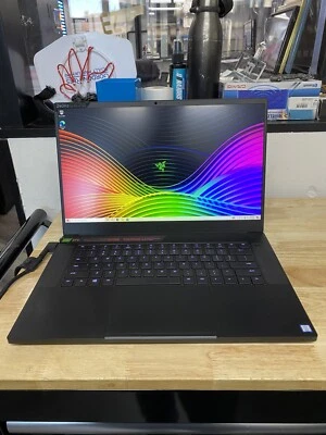 Razer Blade 15.6" (512GB SSD, Intel Core i7-9750H, 2.60GHz, 16GB RAM, NVIDIA... - Image 1 of 4