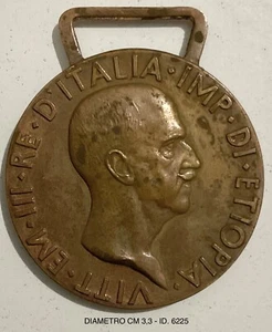 VITTORIO EMANUELE III° RE E IMPERATORE MEDAGLIA GLADIO ARDITI REGNO D’ITALIA - Picture 1 of 6