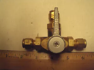 Imperial Eastman 3 way Brass Valve, on-off-on, 1/4 compression fitting in-out - Picture 1 of 1