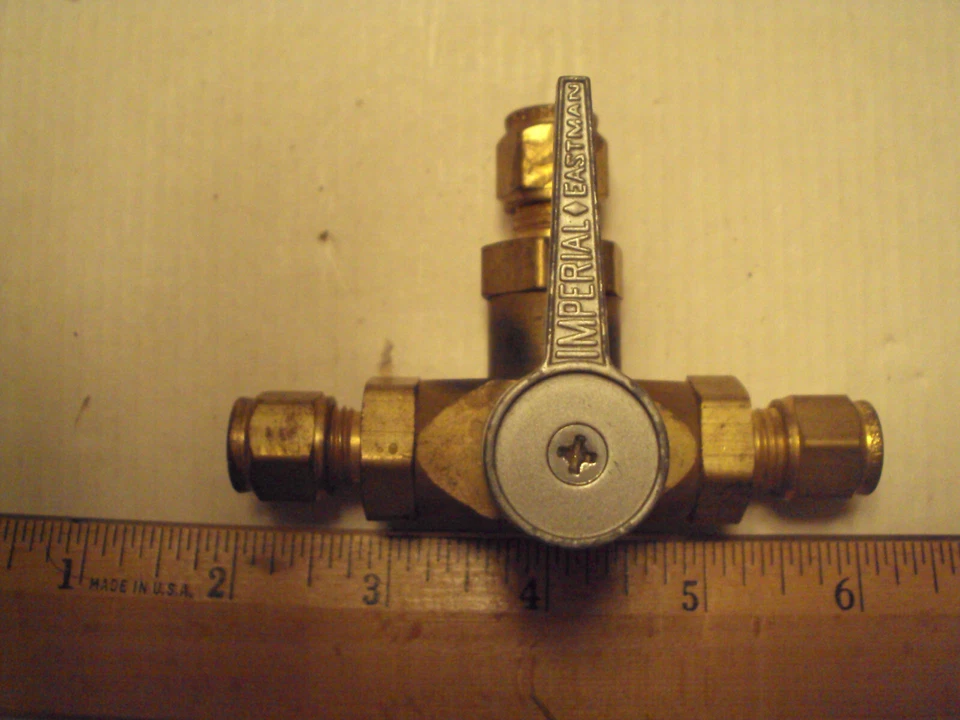 Imperial Eastman 3 way Brass Valve,  on-off-on, 1/4 compression fitting in-out - Image 1 of 1