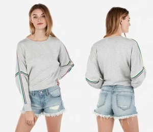 Express Low Rise Light Wash Distressed Jeansshorts 0 - Bild 1 von 3