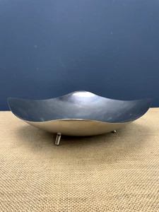 VINTAGE LRI BORROWDALE HAND BEAT STAINLESS STEEL FRUIT BOWL - TABLE PIECE - Picture 1 of 8