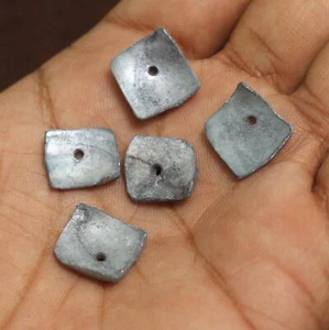 50 Pcs,13x13mm Grey Single Hole Square Shell Beads - Picture 1 of 9