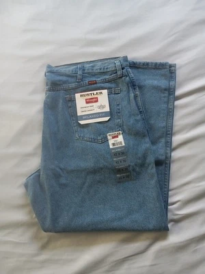 NWT Wrangler Rustler Men 42x30 Relaxed Fit Straight Leg Heavyweight Denim Jeans  - Image 1 of 4