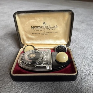 Norwood Director Model B Exposure Meter w/Case c. 1940 - Picture 1 of 11