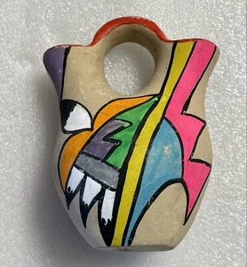 Mini Wedding Vase Hand Painted Native American Indian Pottery Art Guatemala - Picture 1 of 6