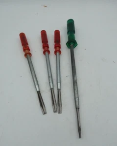 Vintage Lot Of 4 Quick-Wedge 1838-1736 Screw-Holding Screwdriver 8 5/8" &11 1/2" - Picture 1 of 9