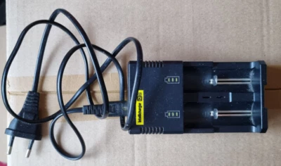 Nitecore Intellicharger i2 Ladegerät - Bild 1 von 2