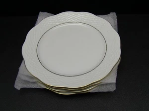 4 platos de ensalada HEREND Feher tejido de cesta borde festoneado BLANCO con borde dorado 7 1/2" - Imagen 1 de 6