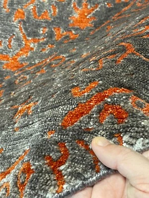 Hand Knotted Tibetan new Transitional rug Gray Rust round 6' circle Viscous Pile - Image 1 of 4