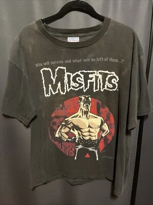 Official Misfits Rock Band Tee 2001 Size L - image 1 of 4