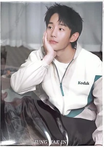 Jung Hae In 12P Poster Pack [A3 Size] Bromide & Sticker K-Actor 2025.05 - Imagen 1 de 2