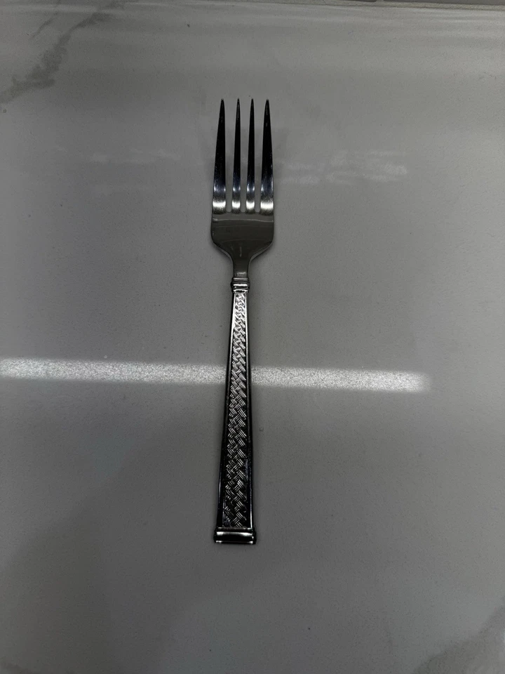 Tenedor para ensaladas Waterford Kells de acero inoxidable usado en excelente estado Foto 1 de 3