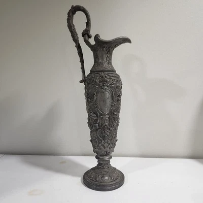 Antigua urna de ángel querubín caduceo ornamentado de metal jarra/ewer decoración victoriana Foto 1 de 4