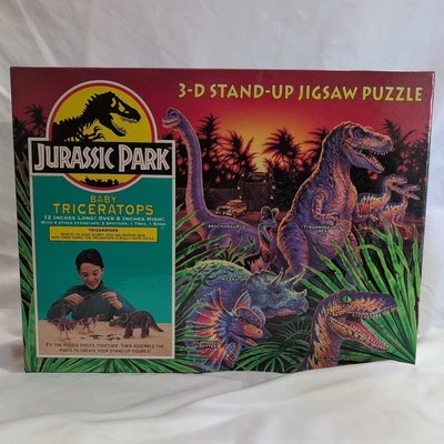 Rompecabezas Milton Bradley Jurassic Park 1992 3D Stand Up Baby Triceratops Foto 1 de 4
