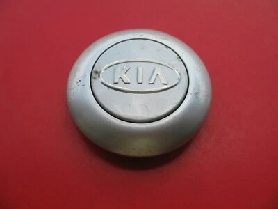 06 07 08 09 KIA SORENTO (1) TAPACUBOS TAPACUBOS TAPACUBOS TAPA CENTRAL ENCHUFE USADO #574 Foto 1 de 4