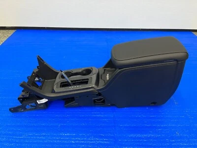 2021 GMC CANYON AT4 CENTER FLOOR CONSOLE W/ ARMREST BLACK W/ BROWN STITCHING - Image 1 of 4