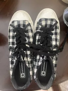 Scarpe Converse a quadri taglia 8 donna spedizione gratuita. Vedi tutte le inserzioni - Foto 1 di 6