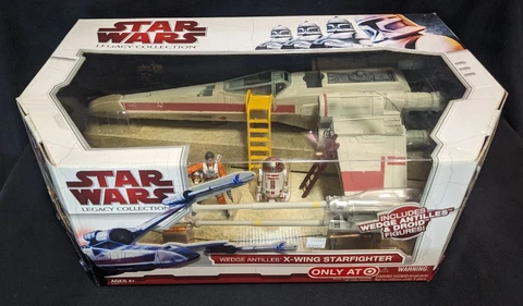 2009 Hasbro Target Exclusive Star Wars Legacy Wedge Antilles X-wing Starfighter Cover