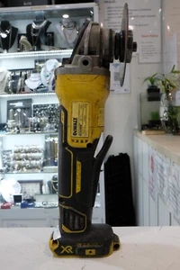 DeWalt Angle Grinder DCG406 18V XR Li-Ion Brushless 125mm - Skin Only - Picture 1 of 8