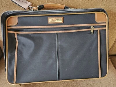 Equipaje De Colección Oscar De La Renta Negro Con Cuero Marrón 21x15 Maleta Taiwán Foto 1 de 4