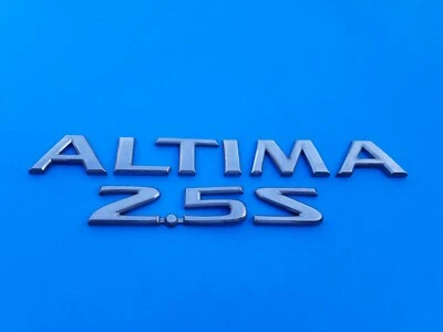 02 03 04 05 06 NISSAN ALTIMA 2.5S REAR LID CHROME EMBLEM LOGO BADGE OEM (2005) - Image 1 of 3