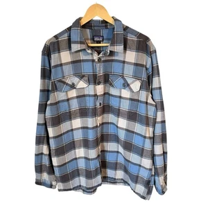 Patagonia Mens Fjord Flannel Shirt L Blue Plaid Organic Cotton Long Sleeve 53947 - Picture 1 of 5