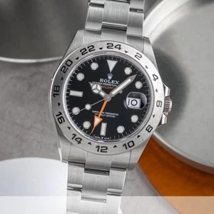 Rolex Explorer II Automatik Edelstahl Herrenuhr Ref. 226570 Box & Papiere 2024 - Bild 1 von 13