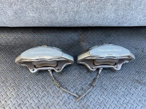 Mercedes R231 Sl550 Front Brembo Brake Caliper Calipers Pad Set oem - Picture 1 of 12