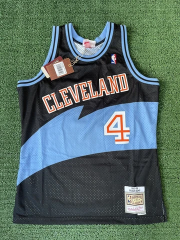 Shawn Kemp Cleveland Cavaliers 2009-10 Mitchell & Ness Swingman Jersey-  Size L Cover