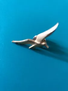 Pin de pájaro figurativo de colección en tono dorado - Imagen 1 de 5