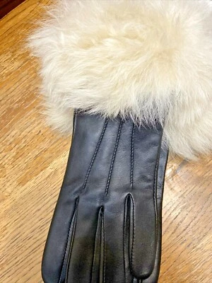 Nuevo con etiquetas UGG Australia Tech Guantes de cuero de oveja Puño de oveja Negro Mediano Foto 1 de 4