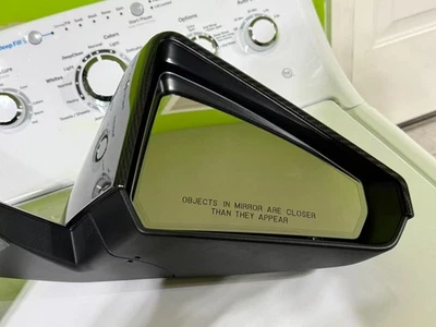 Espejo retrovisor lateral derecho 24 25 Tesla Cybertruck Foto 1 de 3