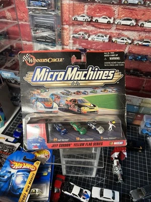 Winners Circle Micro Machines Nascar Jeff Gordon Green Flag Series 3 Car Set NIB - Image 1 of 4