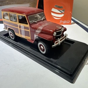 Road Signature 1955 Willys Jeep Station Wagon Red Woody Diecast 1:18 Scale w Box - Picture 1 of 24