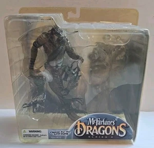McFarlane's Dragons Komodo Dragon Series/Clan 3 Quest For The Lost King New - Picture 1 of 3