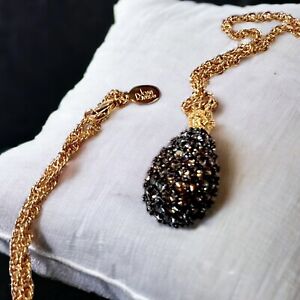 Joan Rivers Black Caviar Egg Pendant Necklace - Vintage Swarovski Crystals! ✨