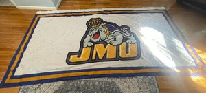 Bandera de gimnasio James Madison University JMU NCAA 6 pies por 12 pies ¡ENORME! - Imagen 1 de 2