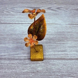 Vintage brass copper gold tone flowers decoration figurine trinket boho mcm - Picture 1 of 15