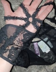 Adore Me/VS Floral Strappy O Ring cheeky Panty NEW  medium Black 