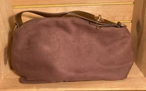 Women's Crossbody or Shoulder Bag - Faux Suede W/Detachable & Adjustable Strap - Picture 1 of 14