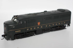 Motore Diesel Life-Like Scala HO Pennsylvania PRR #9605 - Ricambi/Riparazione AS-IS - Foto 1 di 20