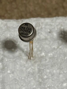 3 transistores Motorolla NOS (Jan22N2905A,2N3053,E1535) - Imagen 1 de 3
