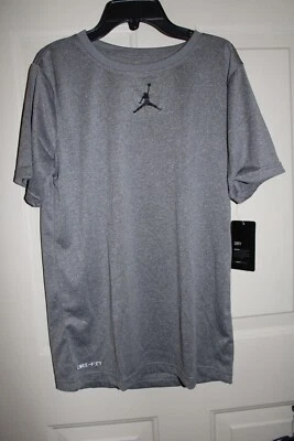 NUEVO CON ETIQUETAS Nike Dry Air Jordan Pequeño Logo Niño Mediano Grande XL Carbono Brezo Camiseta Foto 1 de 2