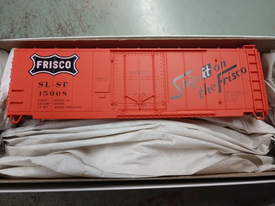 Accurail 3138 Frisco Sl-sf 40’ Plug Door Boxcar