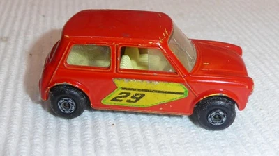 Altes Modellauto matchbox Sereis 29 Lesney Racing Mini 1970 - Bild 1 von 4