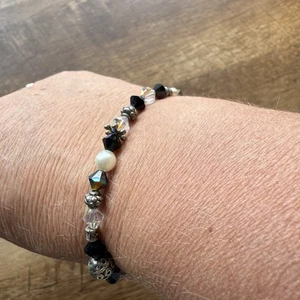 Hand Made Artisan Silver link bracelet stones Beads Black White - Picture 1 of 4