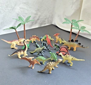 Mini Dinosaurier Figuren Hartplastik Menge 23 Stück 2 - 3 in groß Bildung Spielzeug - Bild 1 von 7