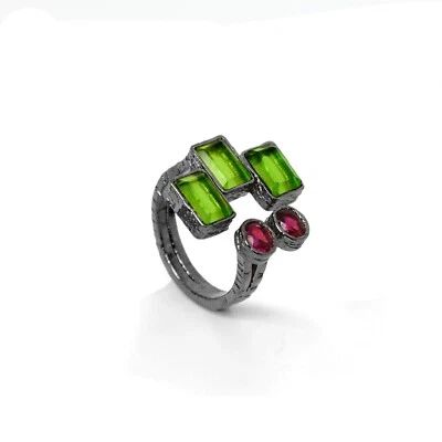 Anillo de cóctel antiguo hecho a mano de vidrio hidráulico y granate verde peridoto para mujer Foto 1 de 4