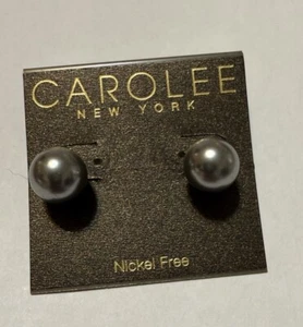 $35 Carolee  Colored  glass pearl    stud     earrings 2025n - Picture 1 of 5